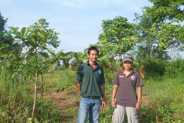 Faizul (SRL) & Michelle (KWICORP volunteer)