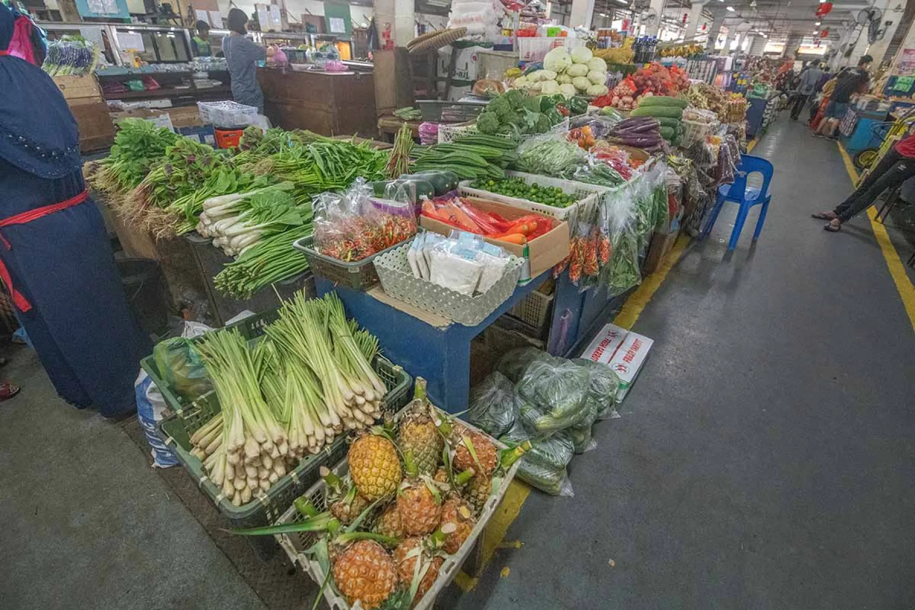 Sandakan Market scene