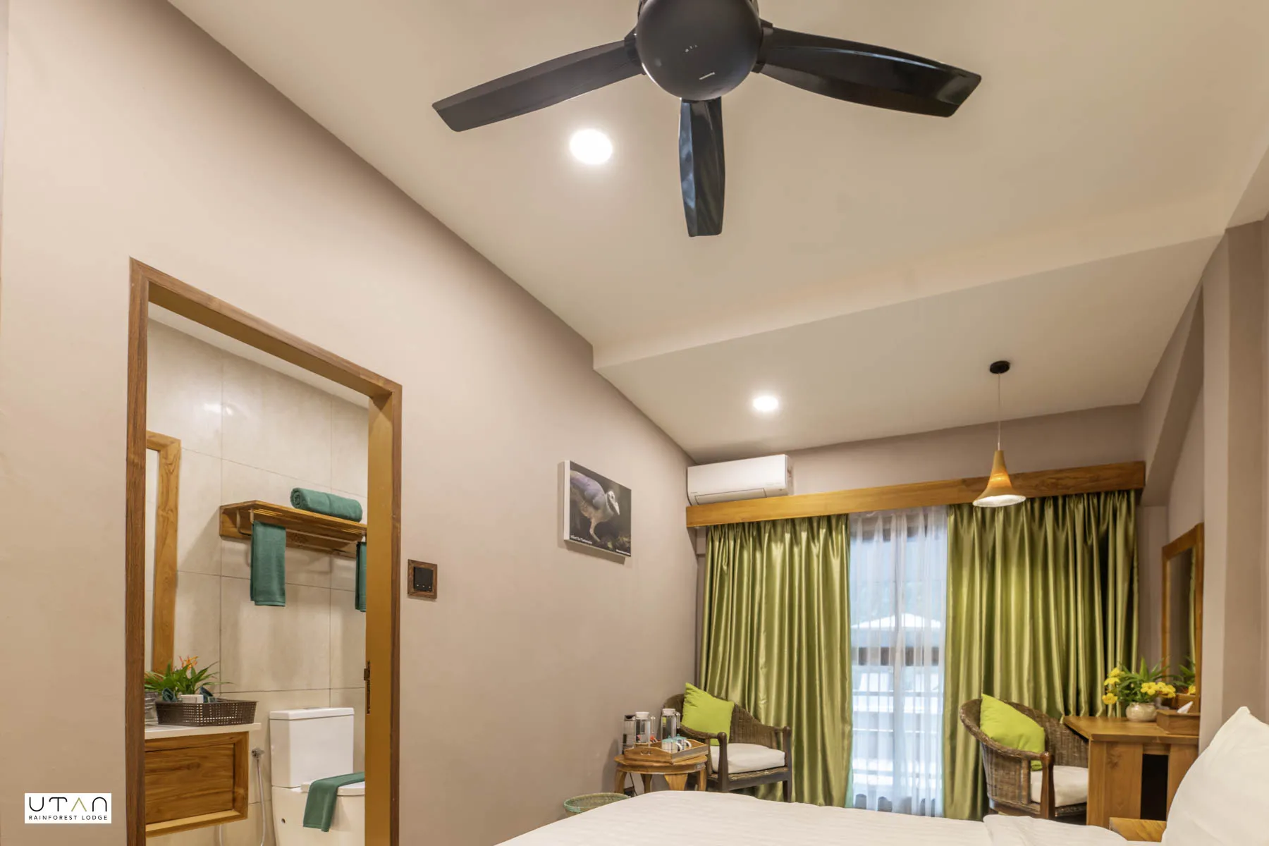 Deluxe double room at URL