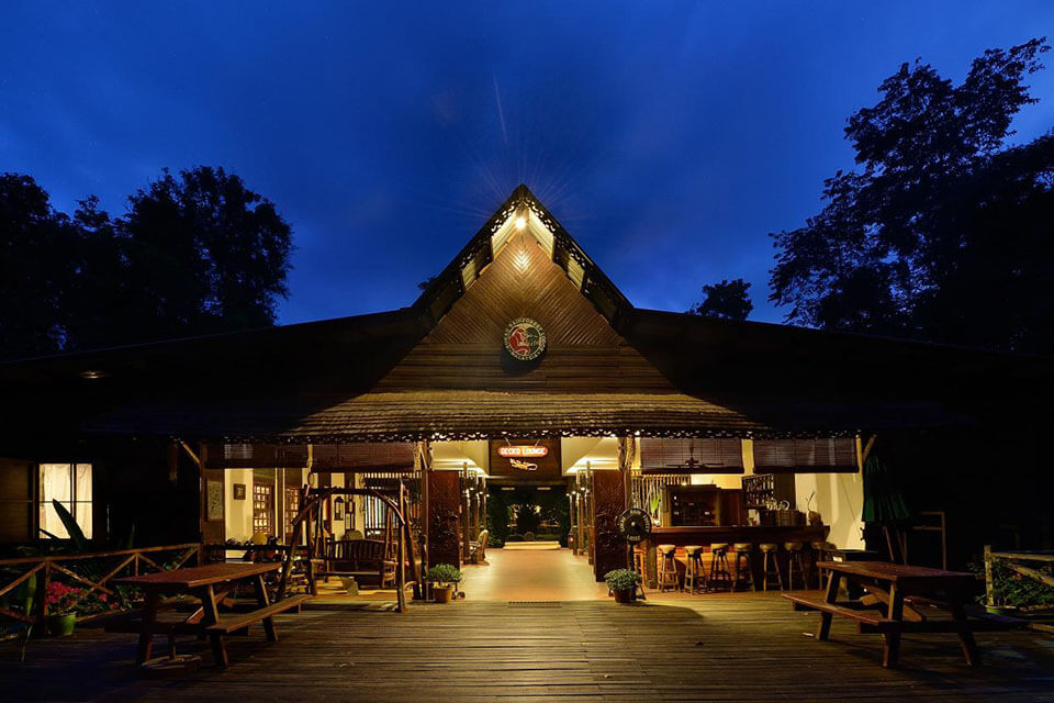 Borneo Eco Tours - Giving Back